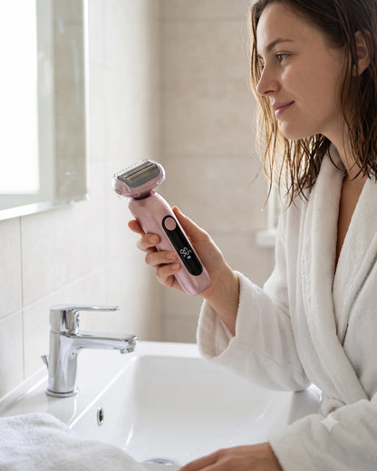 Waterproof Body Shaver for Ultra-Smooth Skin - Professional Grooming Tool
